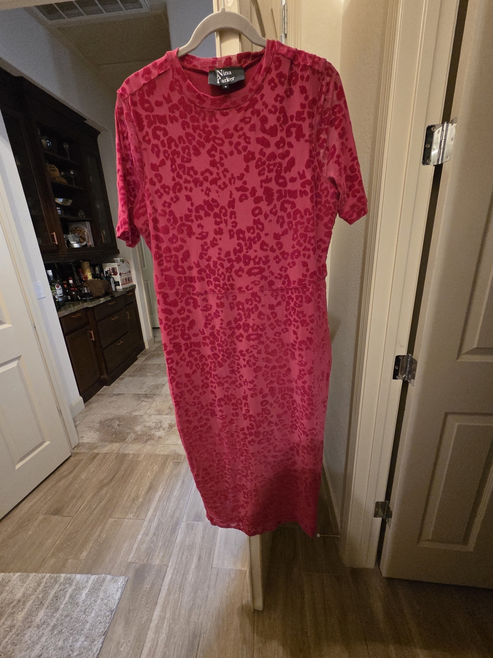 Nina Pencil Midi Dress in Hot Pink Leopard Size 1X.